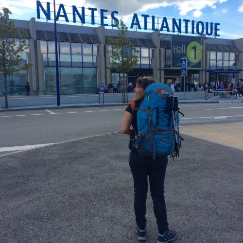 Départ en tour du monde de l'aéroport Nantes-Atlantique avec le Sac à dos Lowe Alpine Kongur 55/65 litres